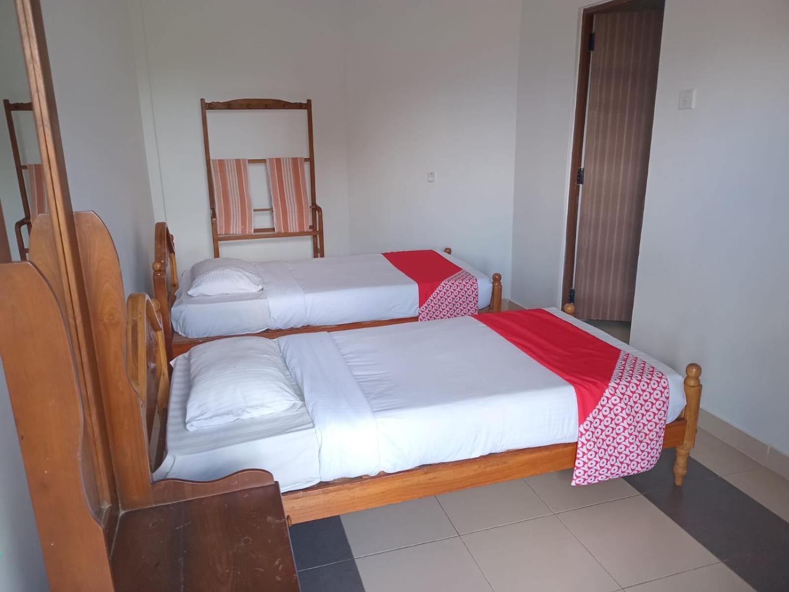 Blue Haven Guest House แคนดี้ ภายนอก รูปภาพ
